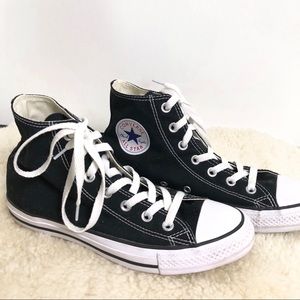 SOLD ⚠️Converse Chuck Taylor All Star High Tops